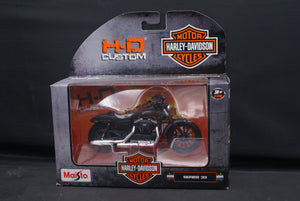 Open image in slideshow, Harley Davidson Models Series 33
