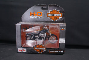 Open image in slideshow, Harley Davidson Models Series 32
