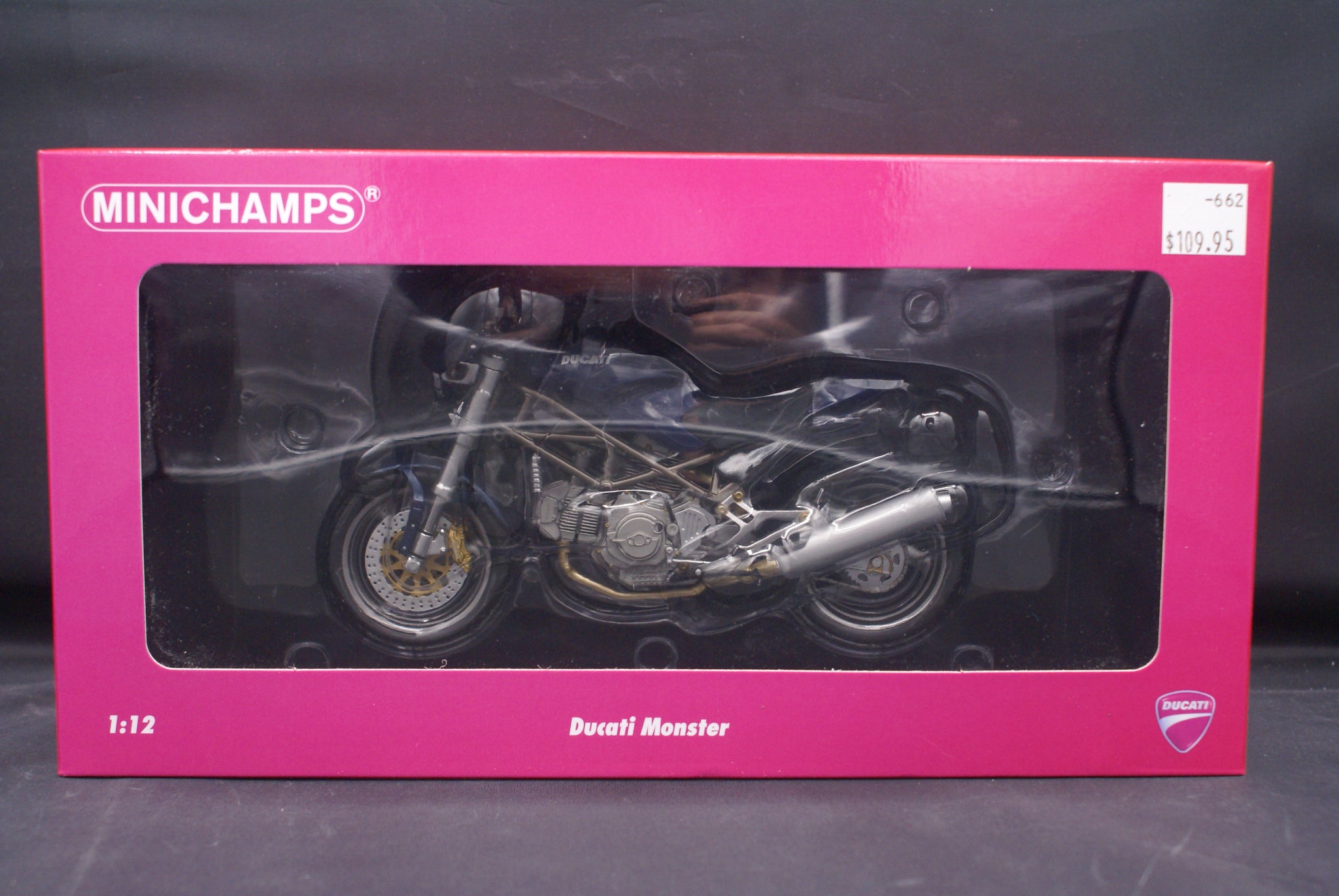 特価 MINICHAMPS (1/12) ドゥカティ MONSTER Ducati Monster – Dreamcycle Motorcycle Museum