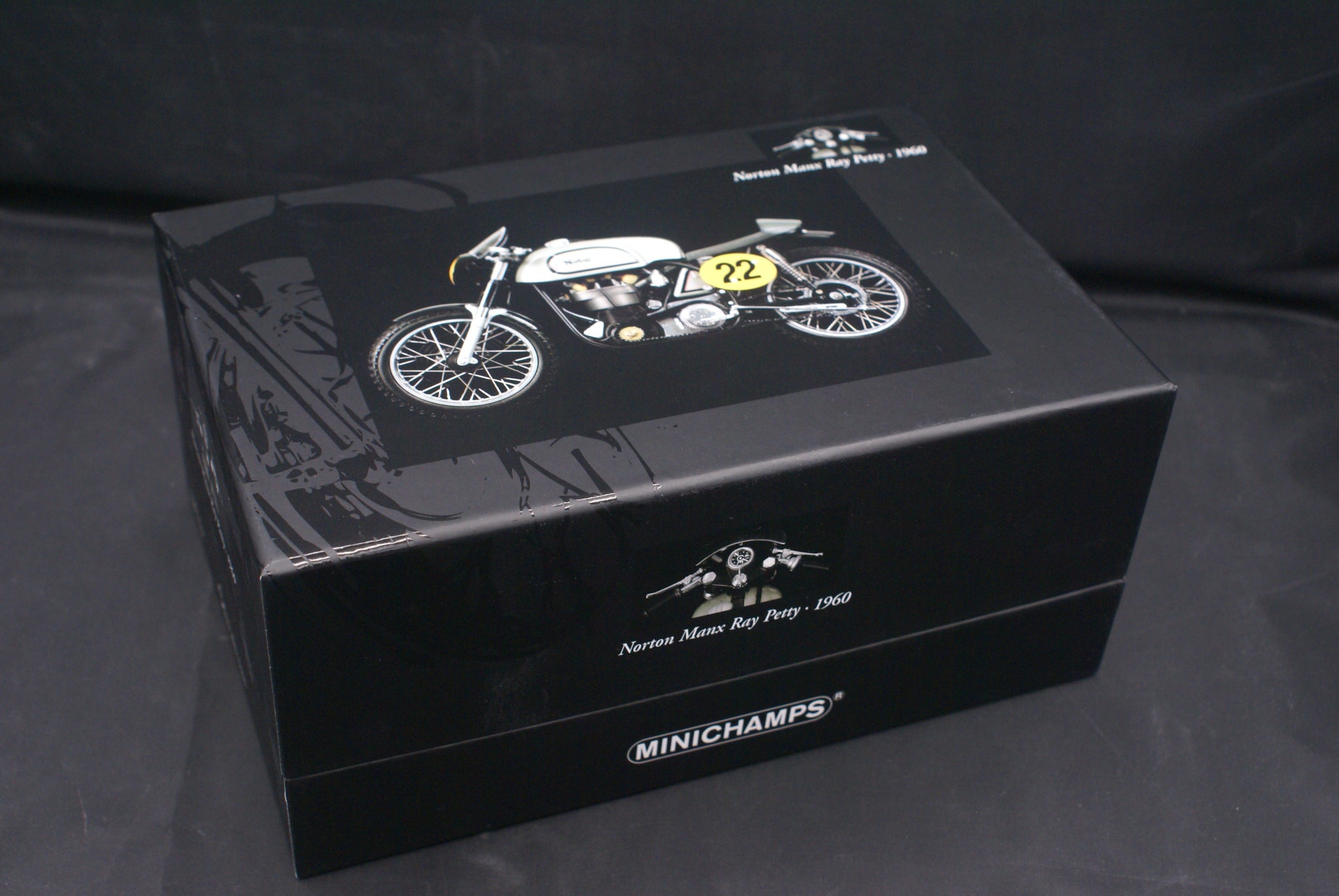 絶版 MINICHAMPS Norton Manx Ray Petty 1960 DSC00534_2048x.jpg?v=1602794949