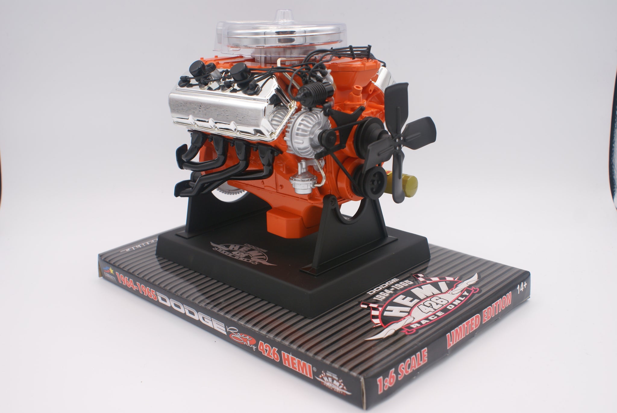 dodge hemi 426 エンジン模型 Dodge 426 HEMI – Dreamcycle Motorcycle Museum