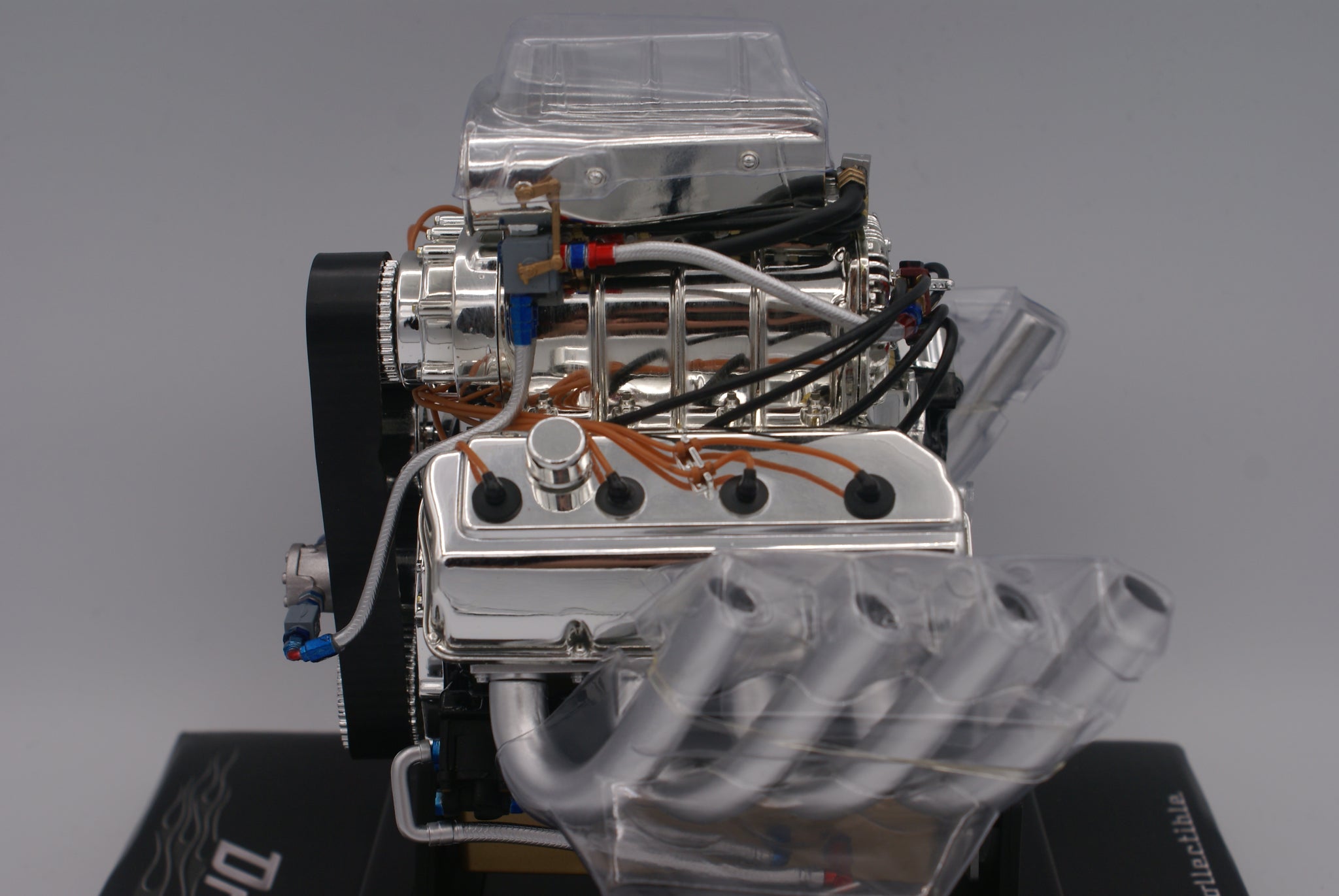 HEMI DRAGSTER エンジン模型 HEMI DRAGSTER エンジン模型 Hemi Top Fuel Dragster Engine 1:6