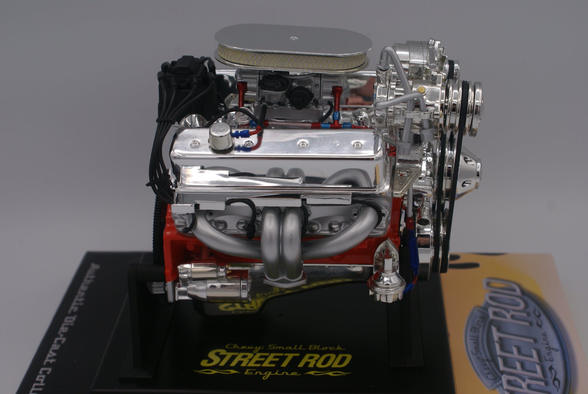 1:6 Engine - 